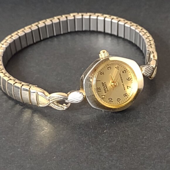 Vintage 6 Inch Sharp Stretch Watch - Picture 9 of 11